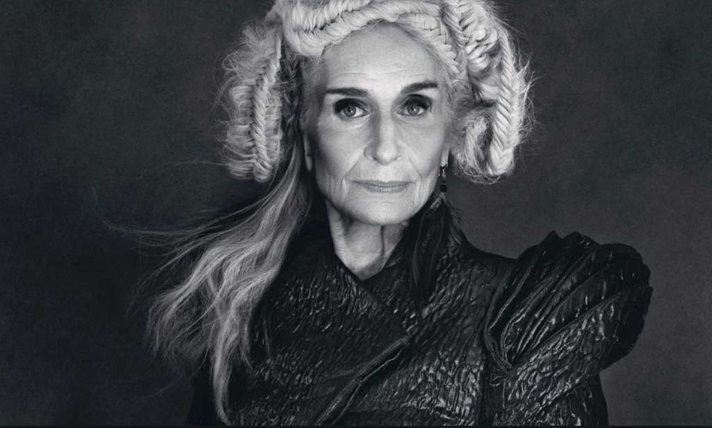 Daphne Selfe, model la 87 ani - Roxanainka (9)