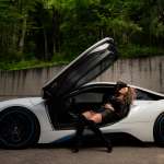 … BMW i8 …