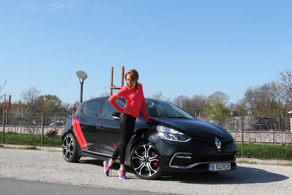 Renault Clio RS Trophy Adidas roxanainka (1)